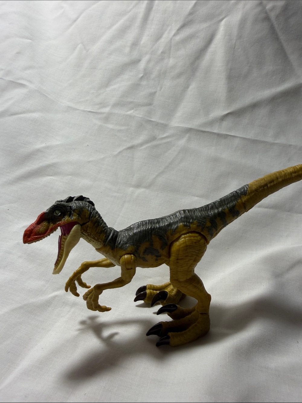 Jurassic World Dino Rivals Savage Strike Velociraptor Male Jurassic Park Wave 2